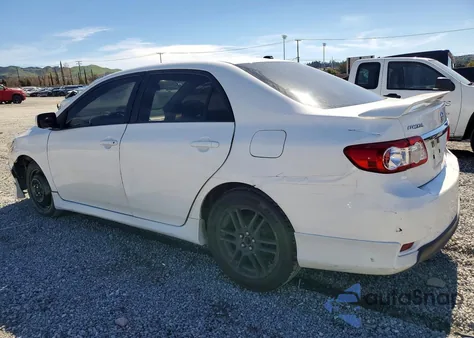 2011 Toyota Corolla S z USA, uszkodzony, nr VIN 2T1BU4EE1BC585401